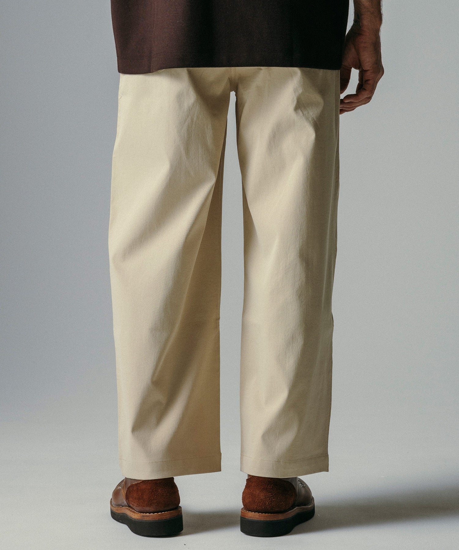 ハイウエスト ワンプリーツワイドパンツ