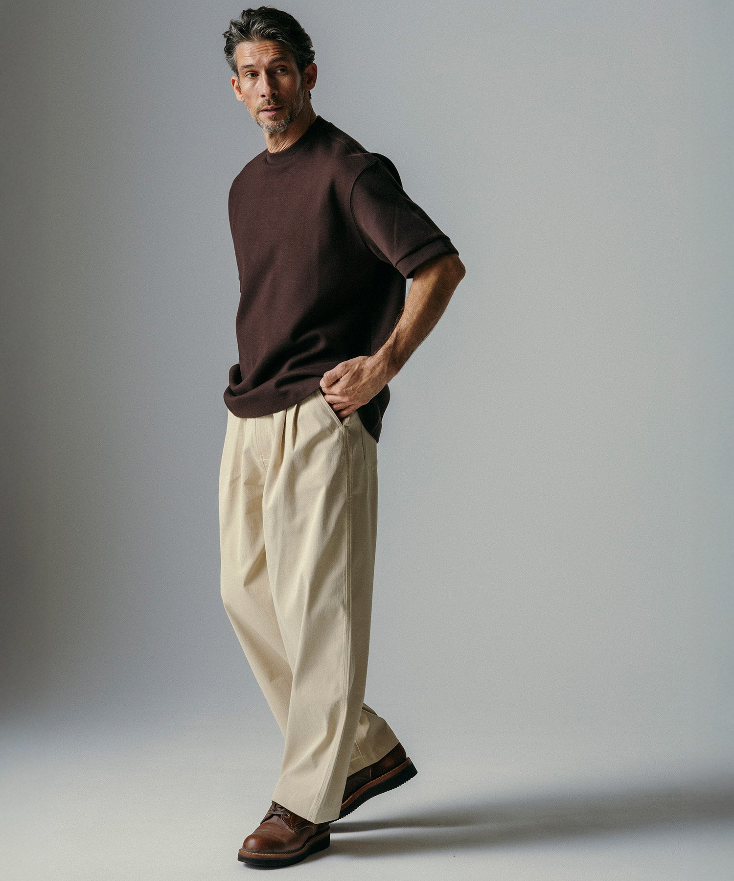 ハイウエスト ワンプリーツワイドパンツ