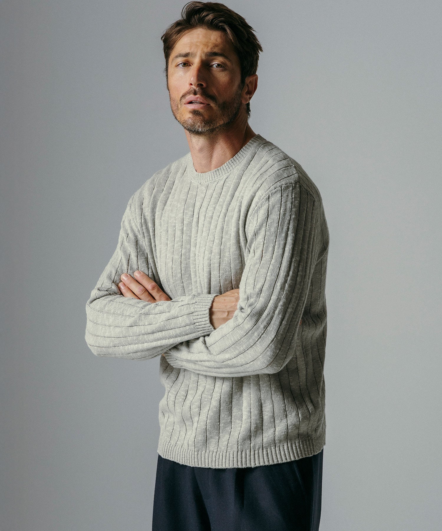 畦編みクルーネックセーター