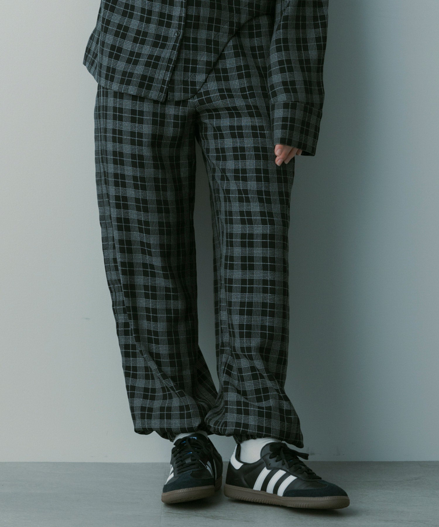 イージーチェックパンツ