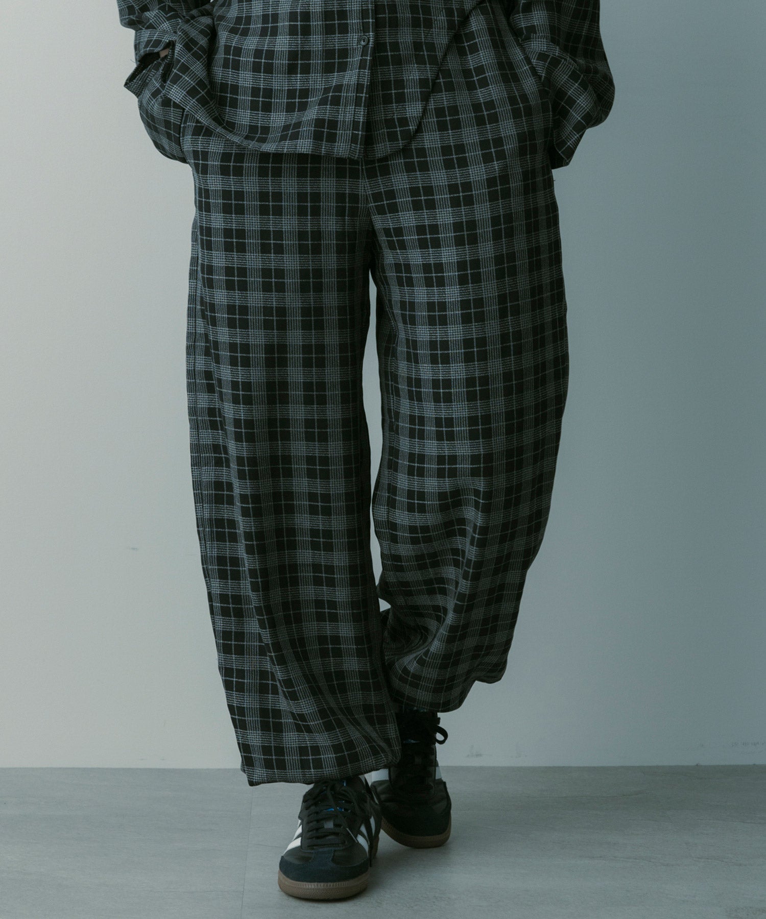 イージーチェックパンツ