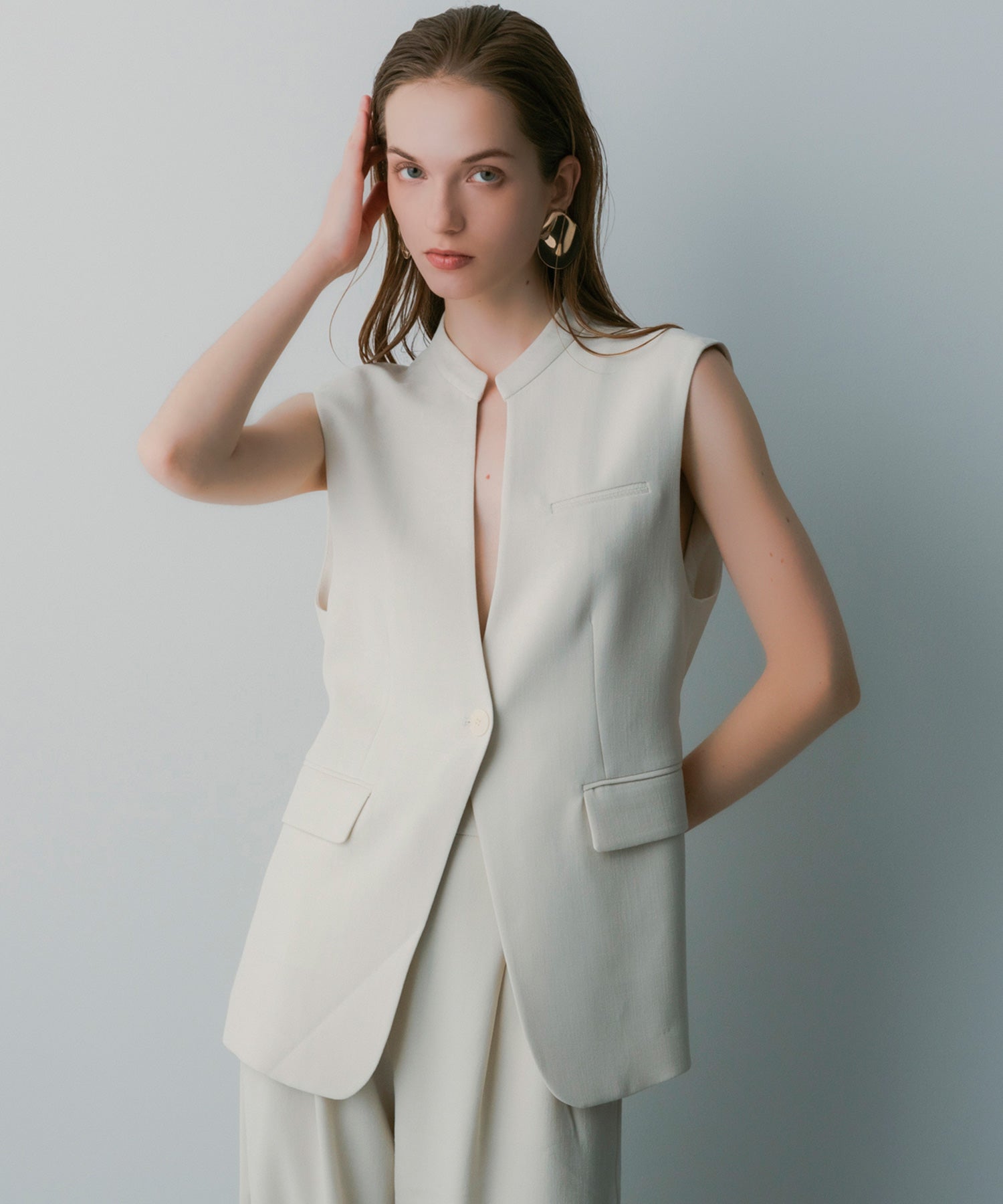 【3月中旬お届け予約商品】スタンドカラー ジレ