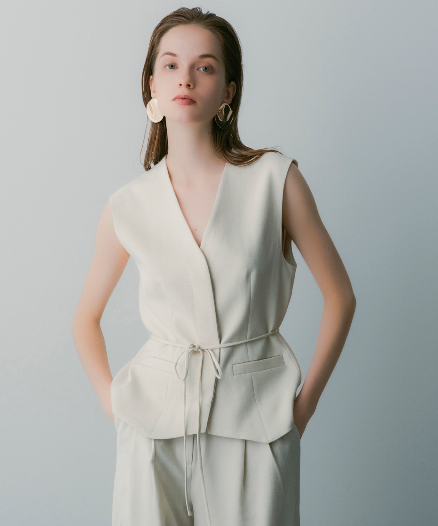 ノーカラー Vネックジレ