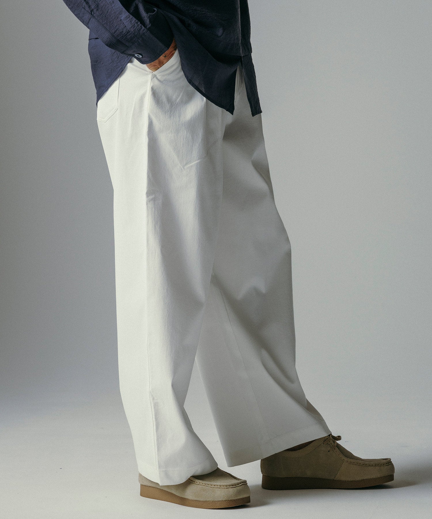 ハイウエスト ワンプリーツワイドパンツ